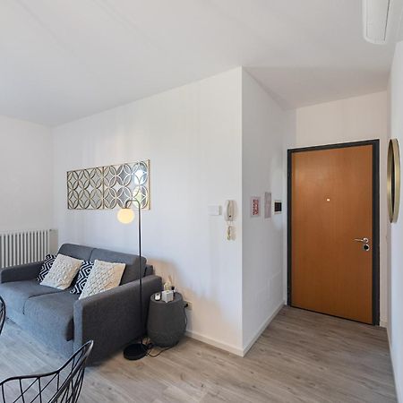 Apartamento Le Giare Pt-7 By Wonderful Italy Polpenazze del Garda Exterior foto